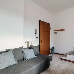 Apartamento Piazza Roma By Quokka 360 - Historic Flat In The Centre Of Como