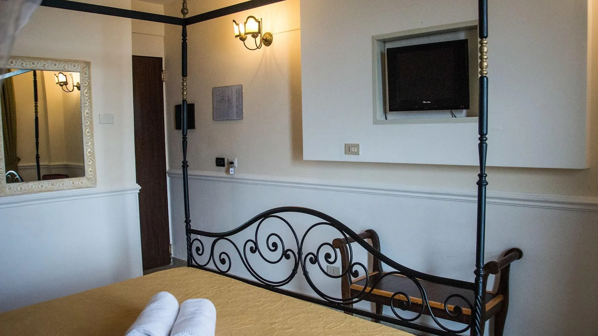 Hotel & Apartments Villa Linda Giardini Naxos