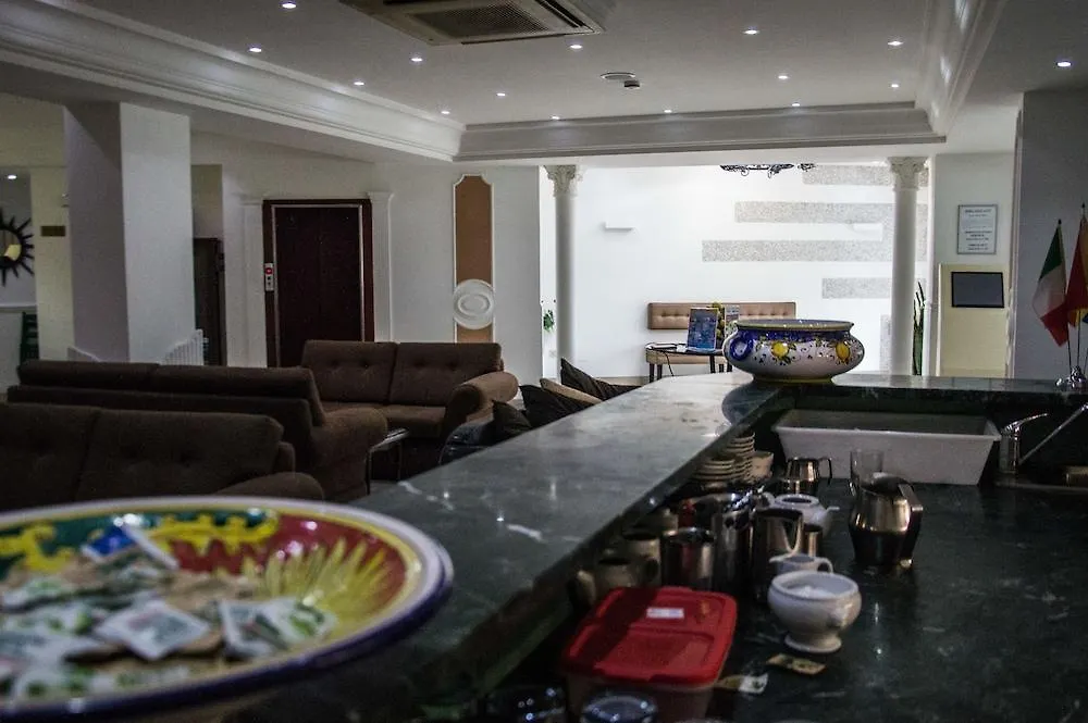 Hotel & Apartments Villa Linda Giardini Naxos