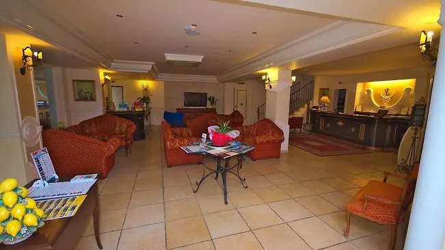 Hotel & Apartments Villa Linda Giardini Naxos