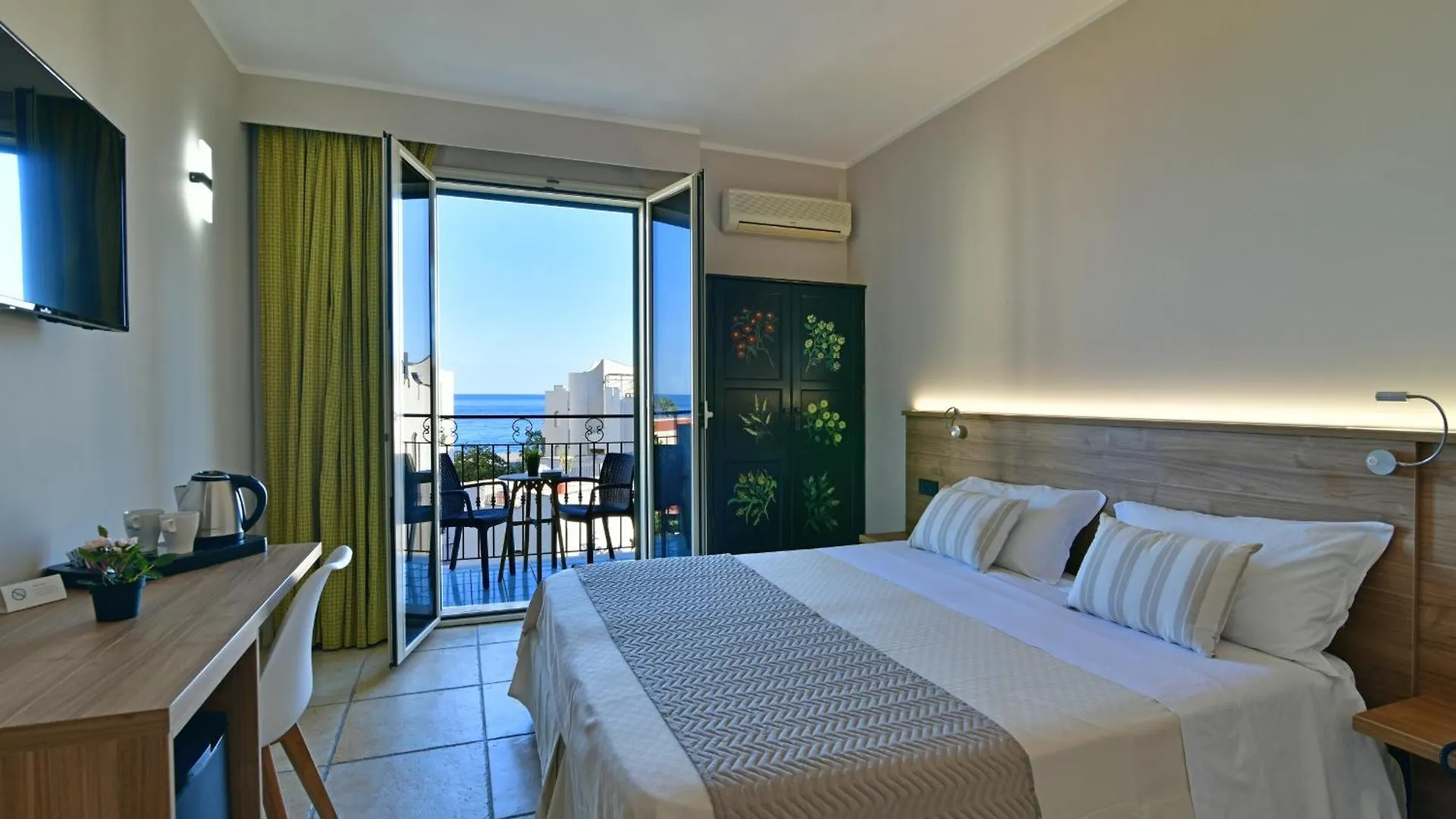Hotel & Apartments Villa Linda Giardini Naxos 3*,  Italy