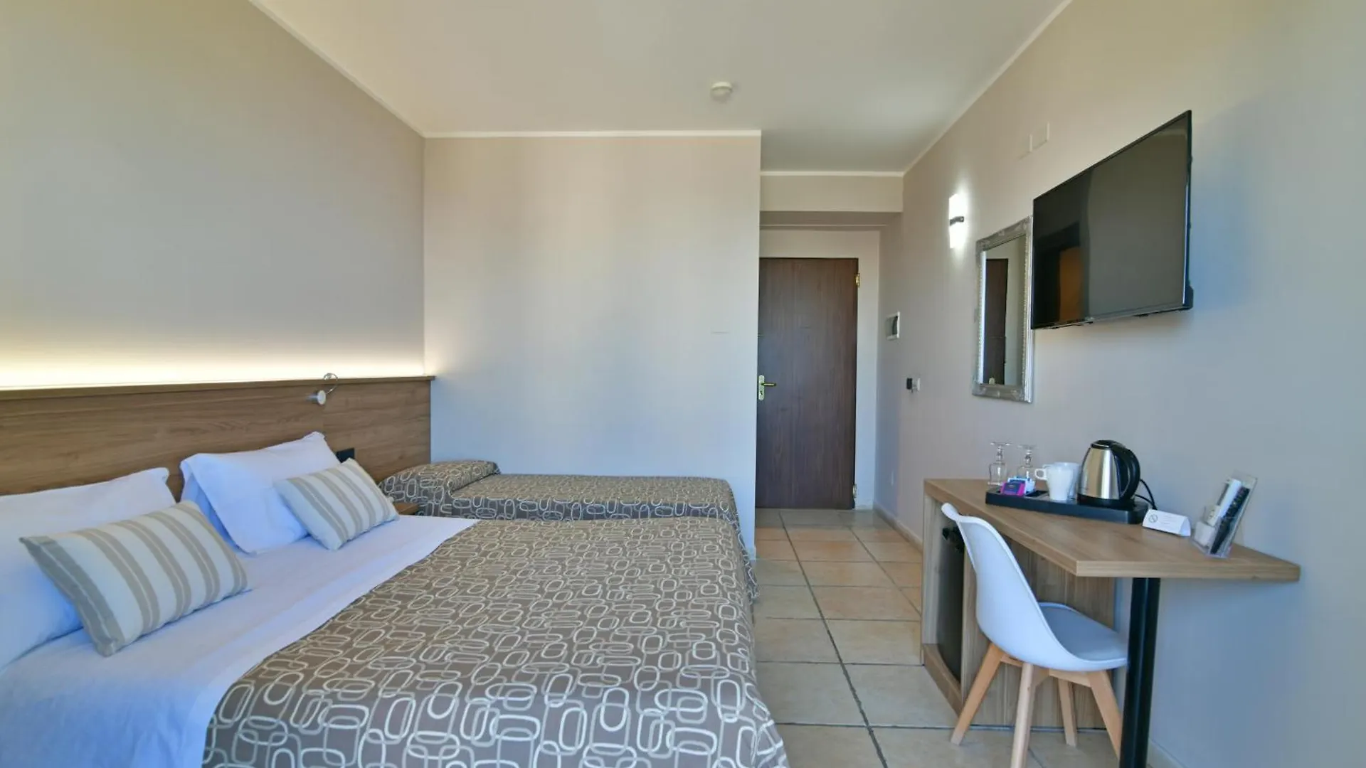 Hotel & Apartments Villa Linda Giardini Naxos