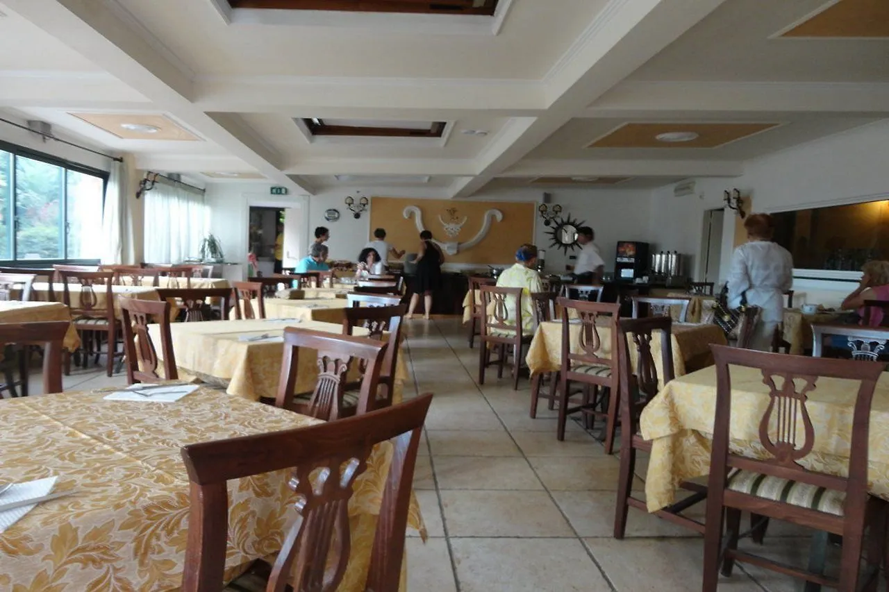 Hotel & Apartments Villa Linda Giardini Naxos 3*,